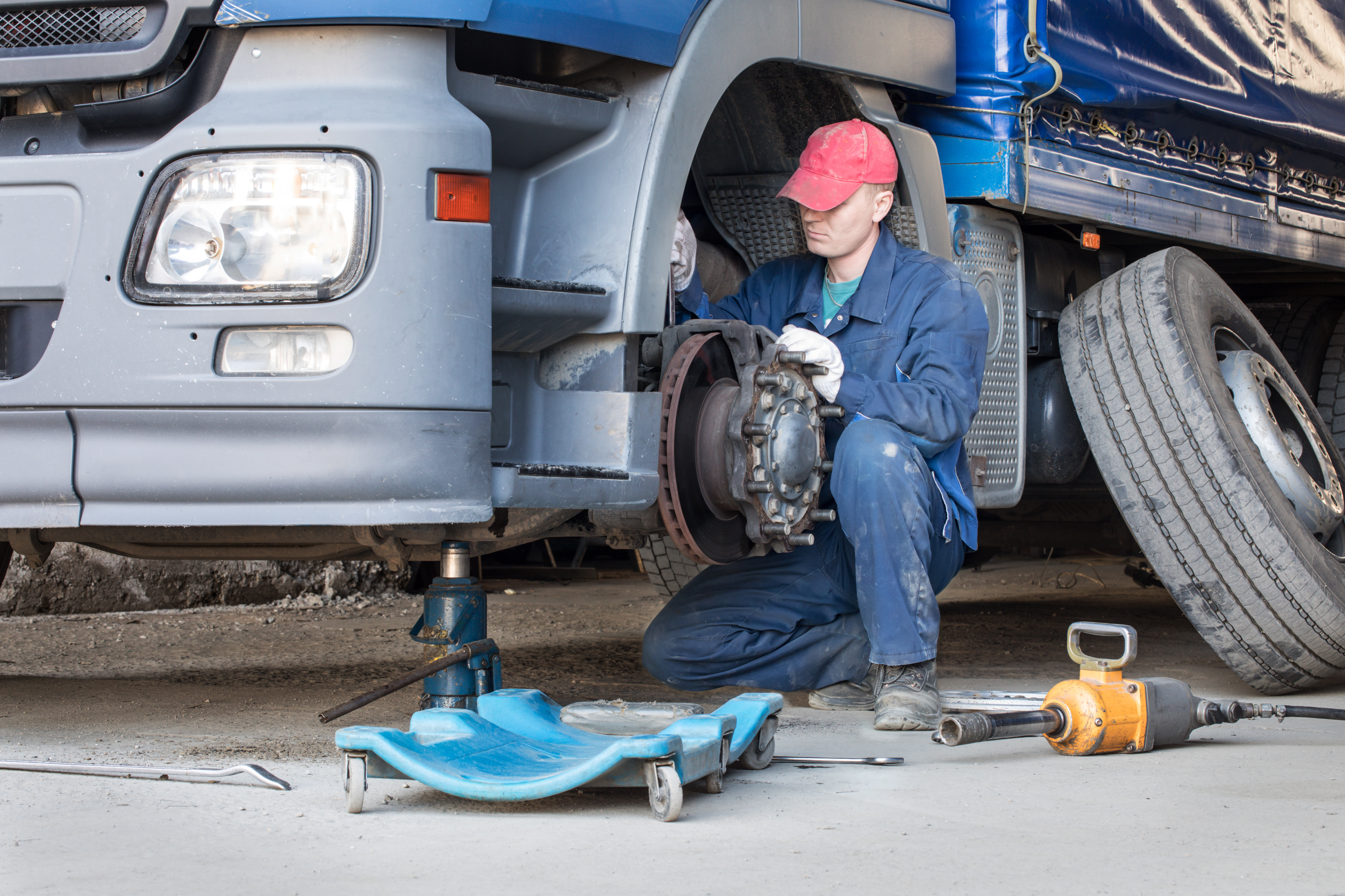 Integrity Diesel Truck and Auto Repair shop serving Omaha, Papillion, and Springfield Nebraska