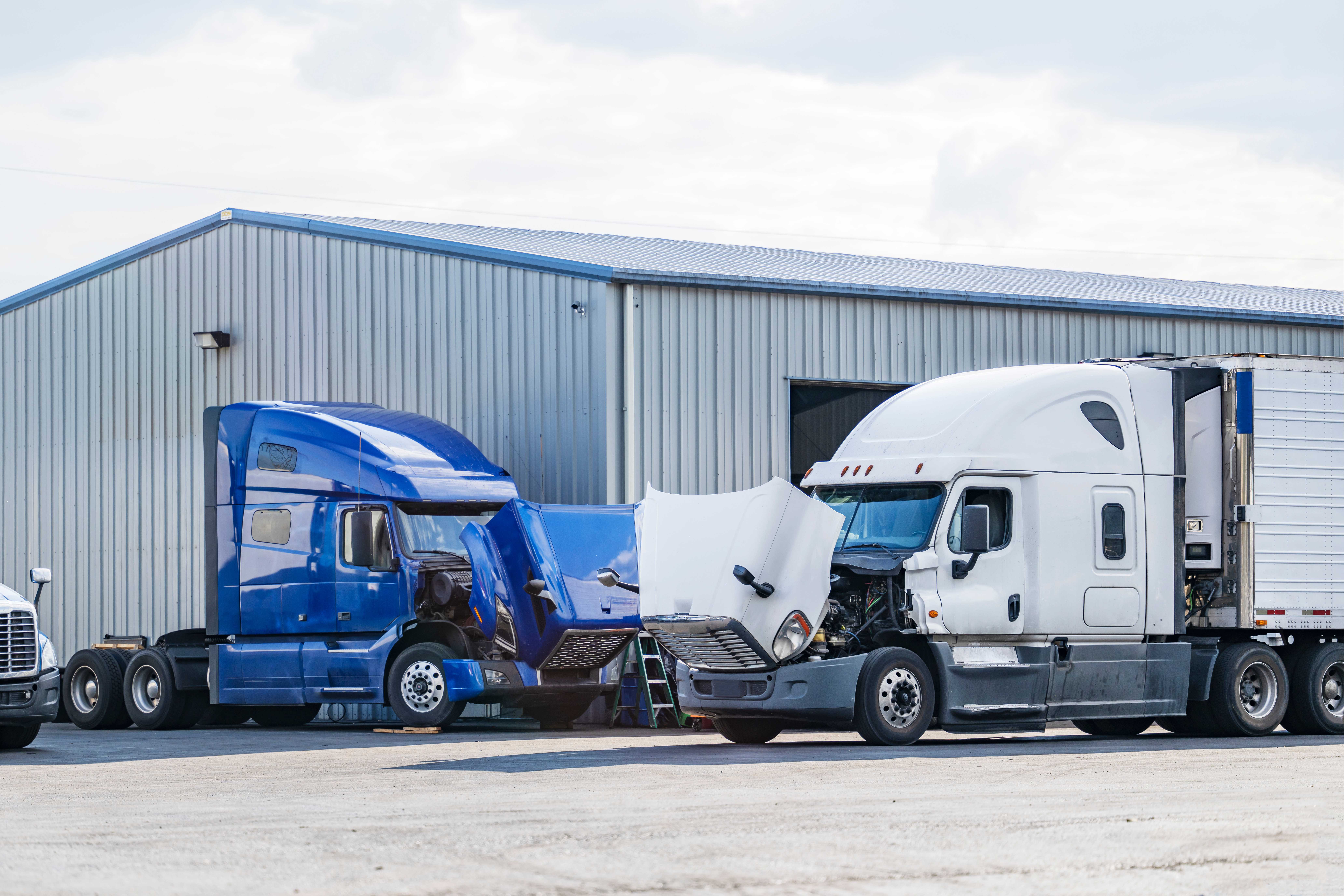 Semi truck repair in Omaha Nebraska
